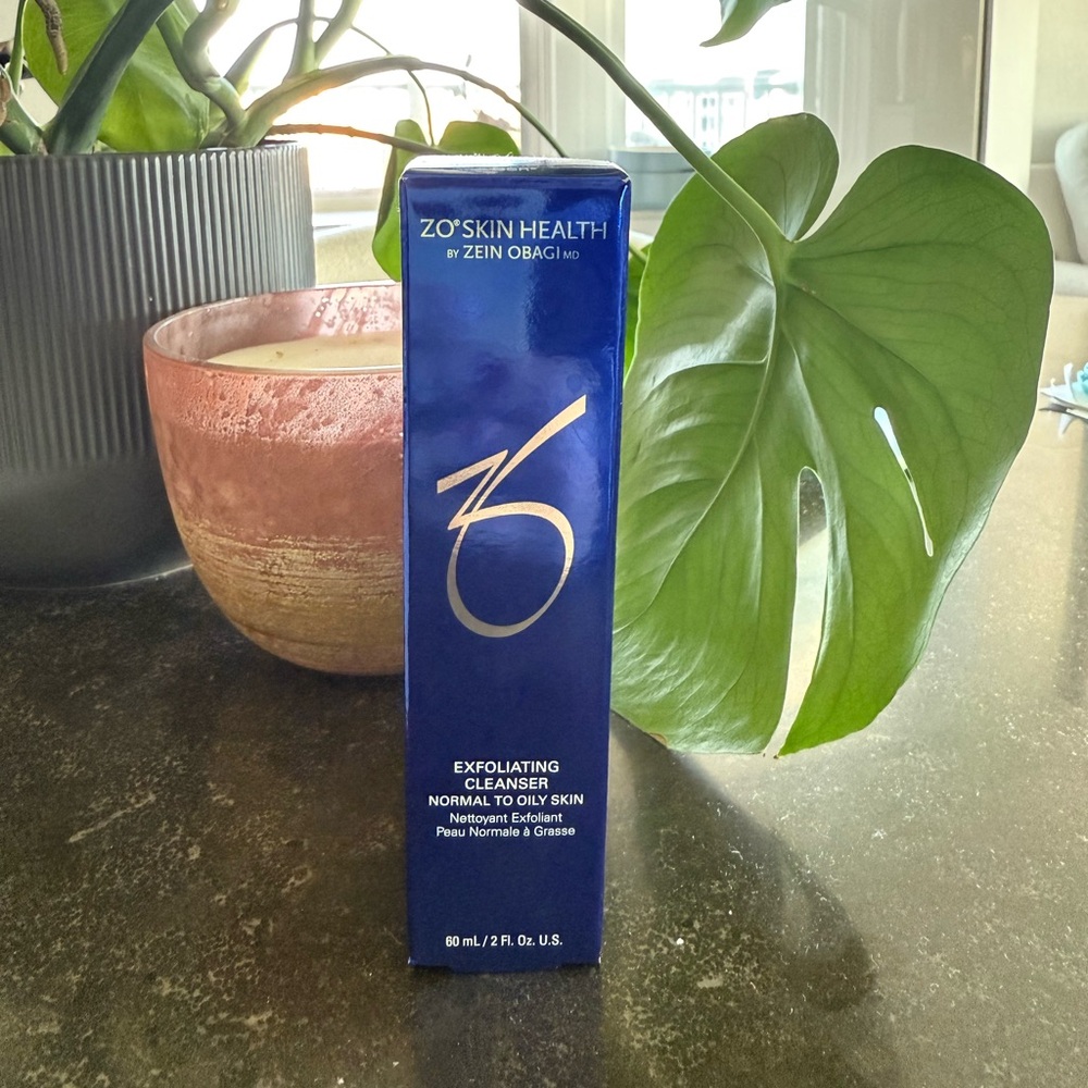 Sleek Blue Skincare Cleanser